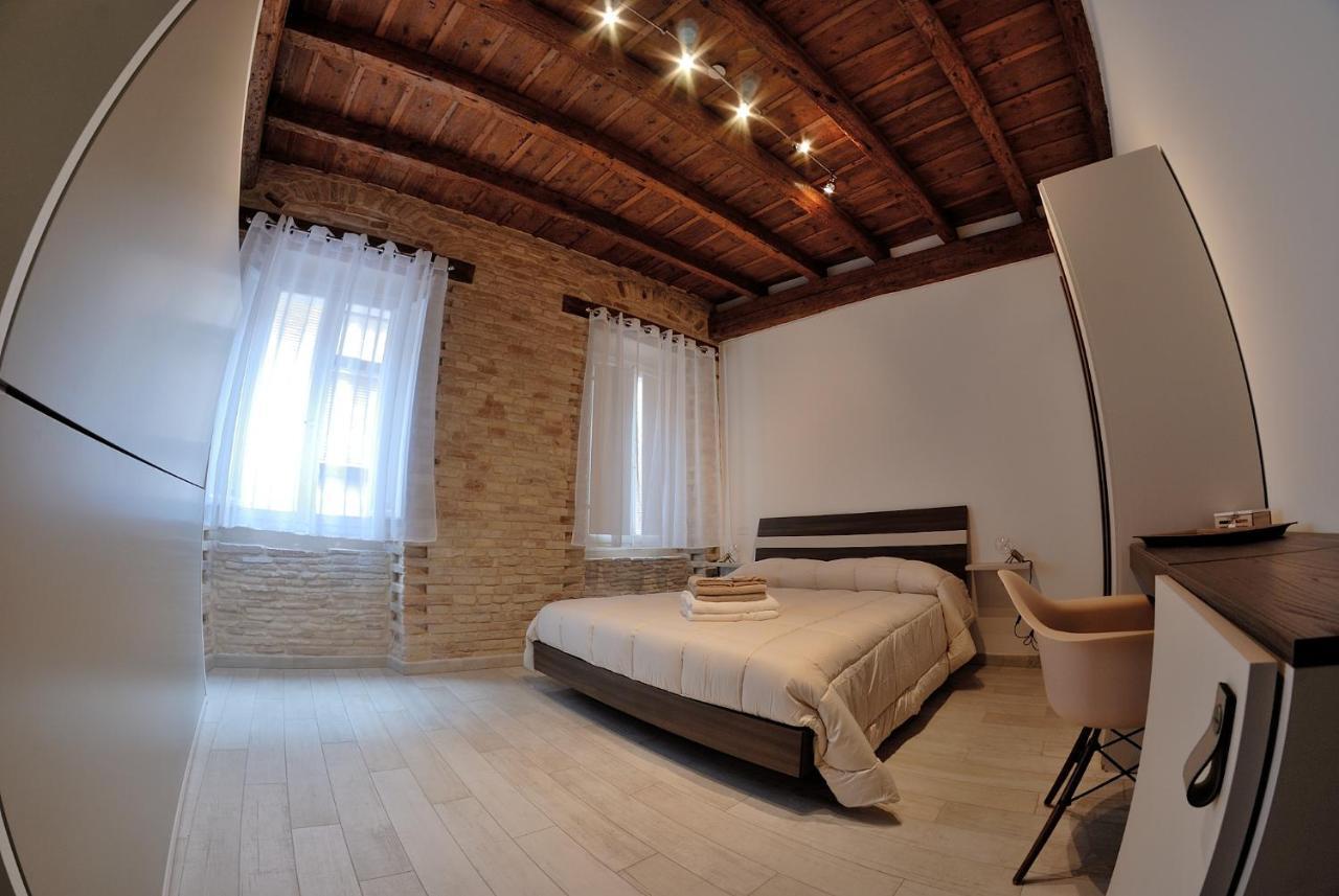 B&B Del Corso Loreto Exterior foto